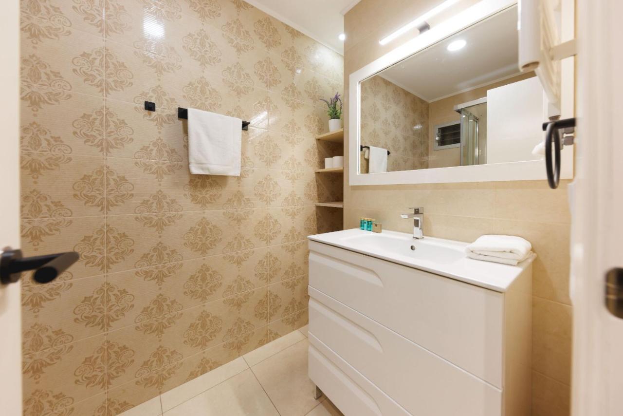 Bravissimo Figuerola, Spacious 3-Bedroom Apartment Girona Exterior foto