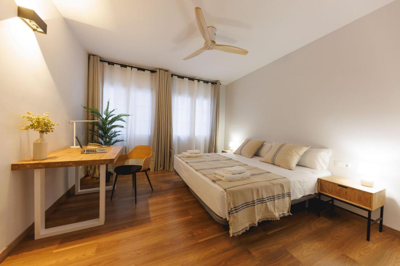 Bravissimo Figuerola, Spacious 3-Bedroom Apartment Girona Exterior foto