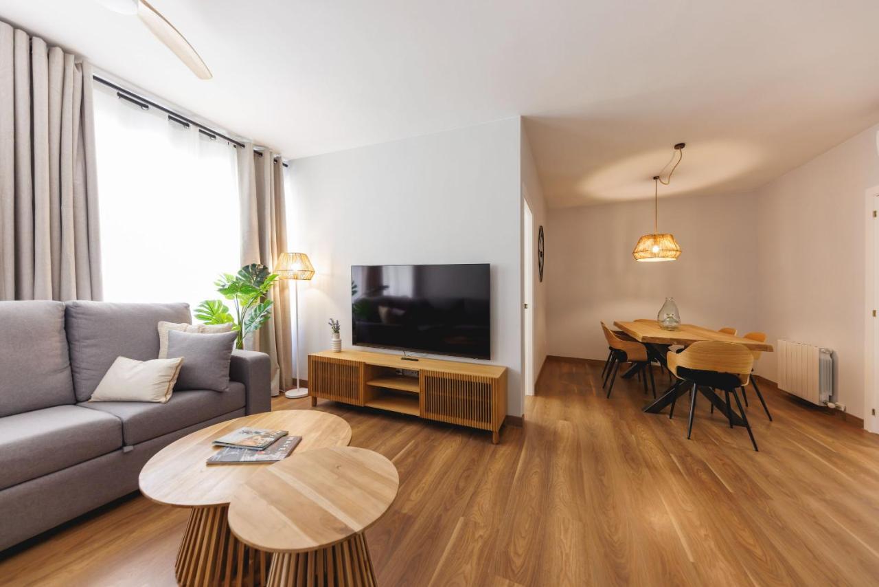 Bravissimo Figuerola, Spacious 3-Bedroom Apartment Girona Exterior foto